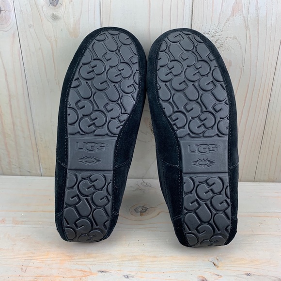 UGG ASCOT BLACK SUEDE  SLIPPERS MENS US 12 NIB - Picture 5 of 5